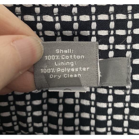 ANN TAYLOR Black and White Check Skirt Two Statement Buttons in the Front Size 8 - Picture 9 of 9